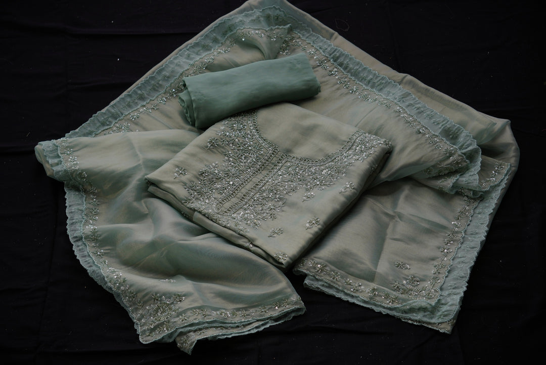 Pure TissueUnstitched Suit