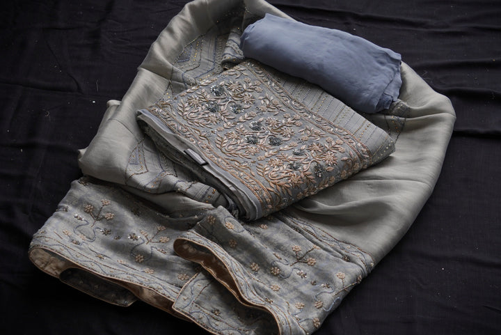 Giraffe Silk Unstitched Suit Set